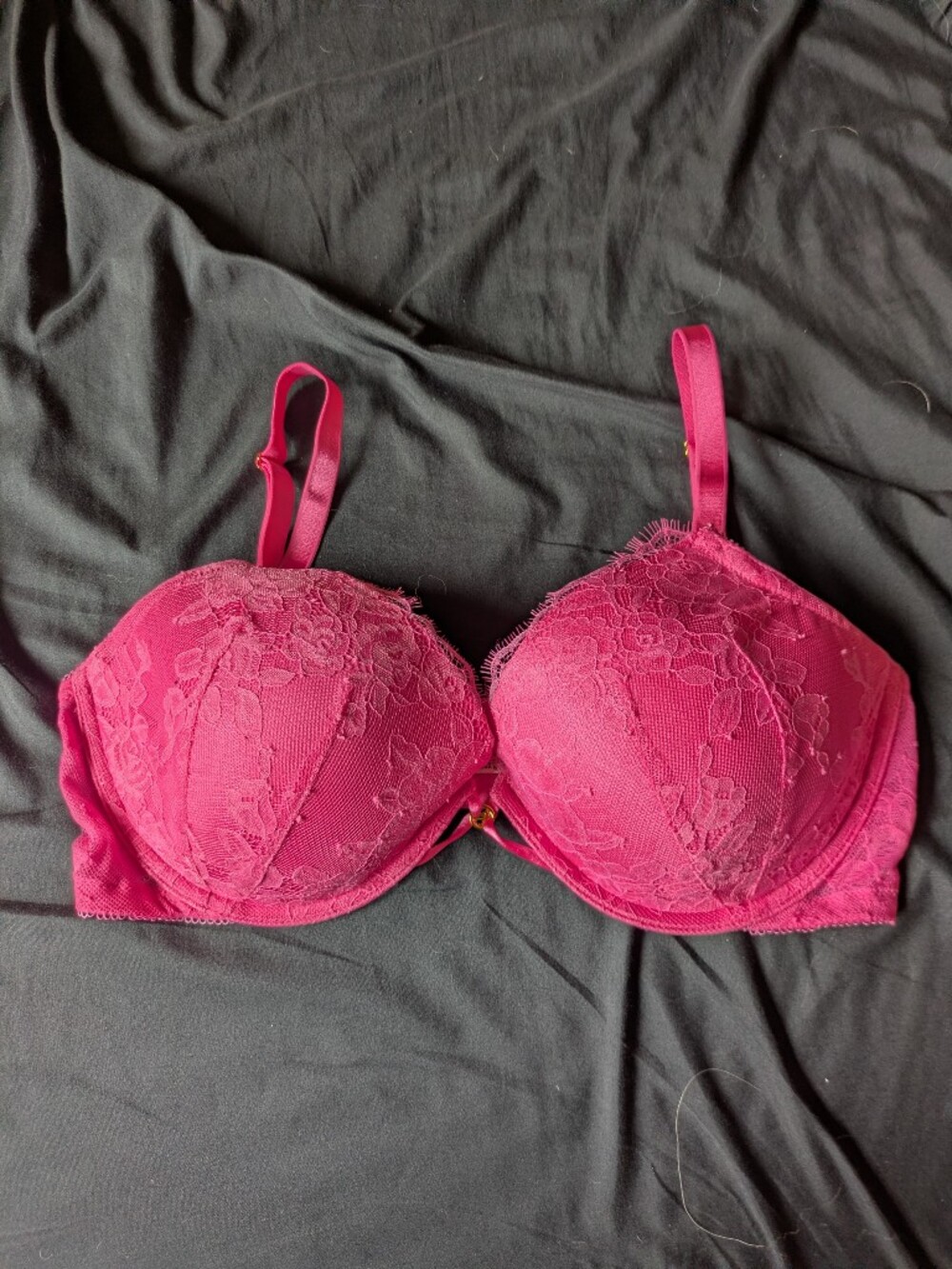 Victoria's Secret Fuchsia Lace Bra 36DD